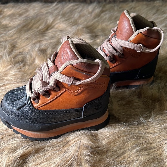Toddler Timberland Boots - Size 13 - Picture 3 of 4
